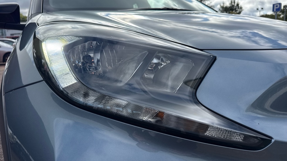 Toyota Aygo X 1.0 VVT-i Edge 5dr Petrol Hatchback - Image 20