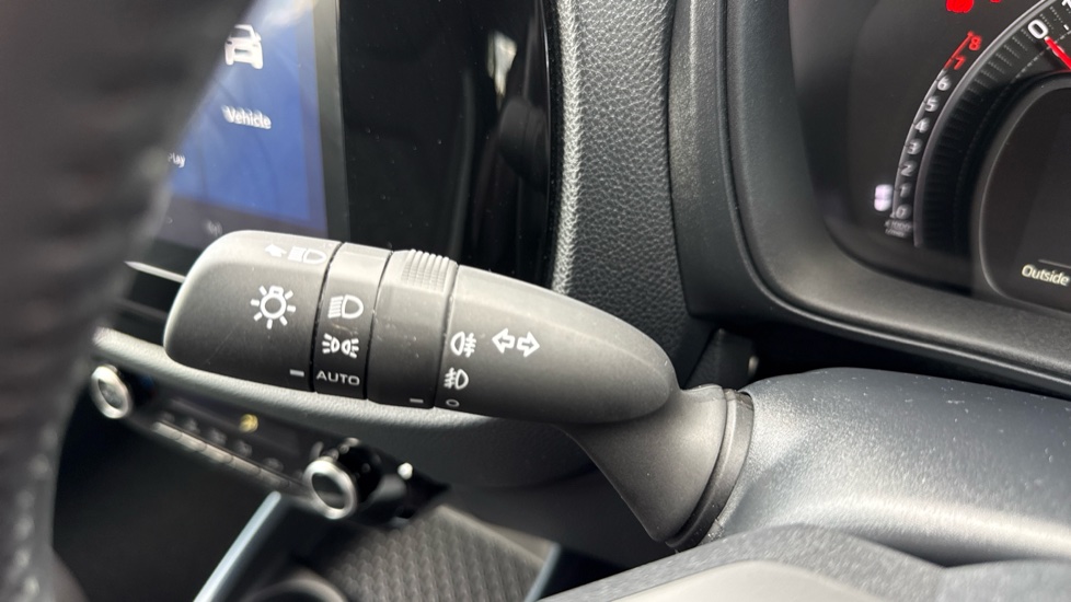Toyota Aygo X 1.0 VVT-i Edge 5dr Petrol Hatchback - Image 33