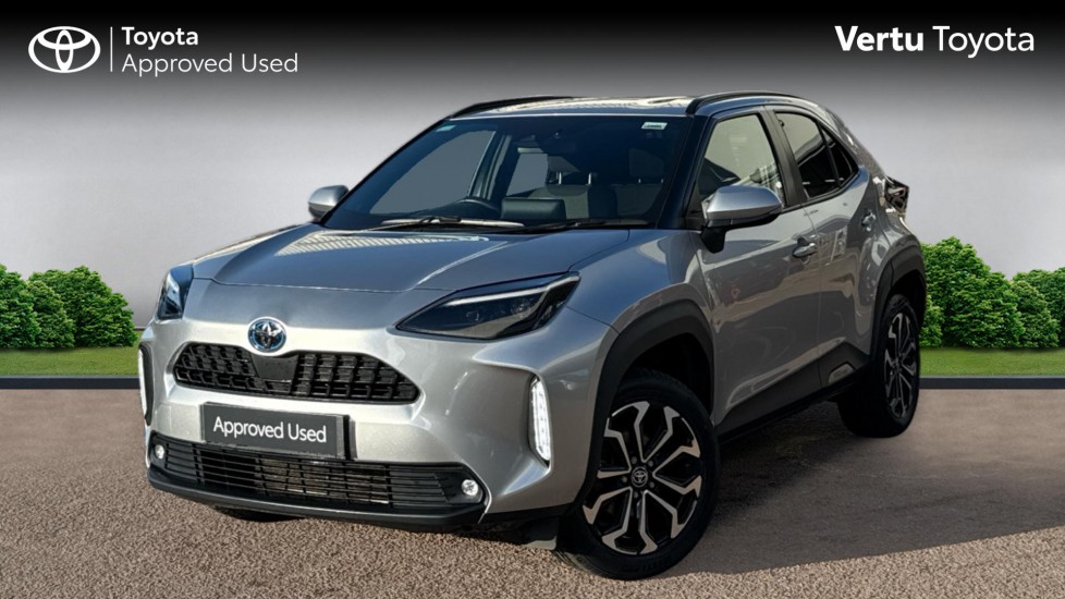Toyota Yaris Cross 1.5 Hybrid Design 5dr CVT Hybrid Estate - Image 3