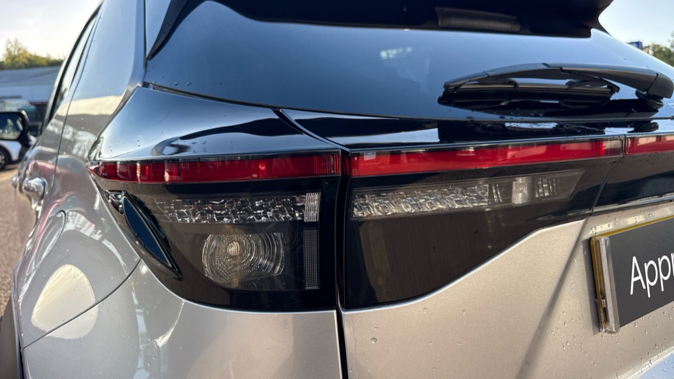 Toyota Yaris Cross 1.5 Hybrid Design 5dr CVT Hybrid Estate - Image 21