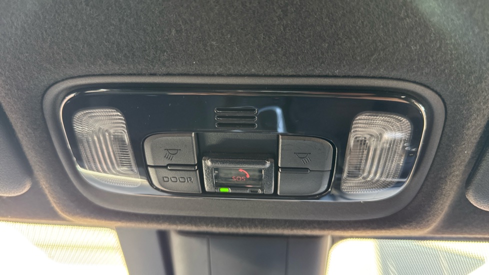 Toyota Yaris Cross 1.5 Hybrid Design 5dr CVT Hybrid Estate - Image 49