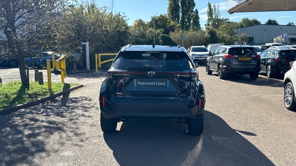 Toyota Yaris Cross 1.5 Hybrid Design 5dr CVT Hybrid Estate - Image 26