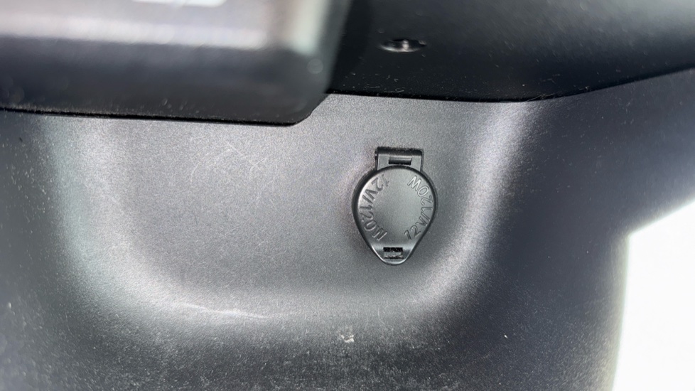 Toyota Yaris Cross 1.5 Hybrid Design 5dr CVT Hybrid Estate - Image 37