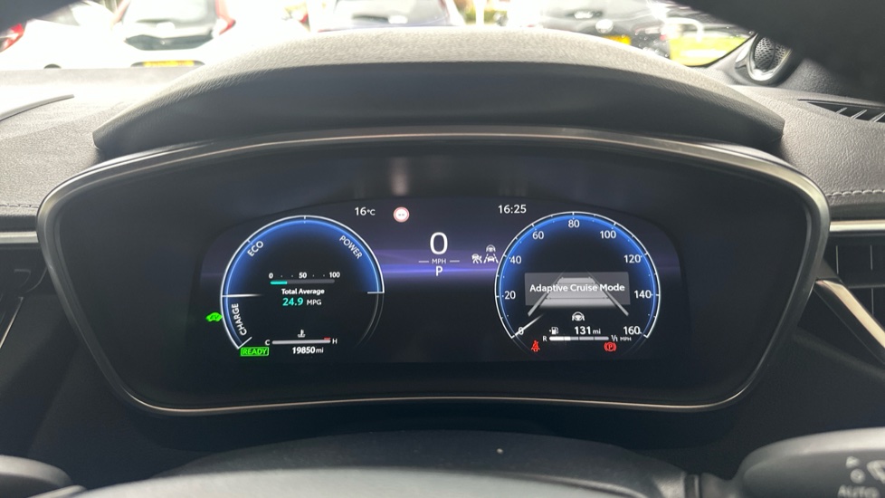 Toyota Corolla 2.0 Hybrid Excel 5dr CVT Hybrid Hatchback - Image 9