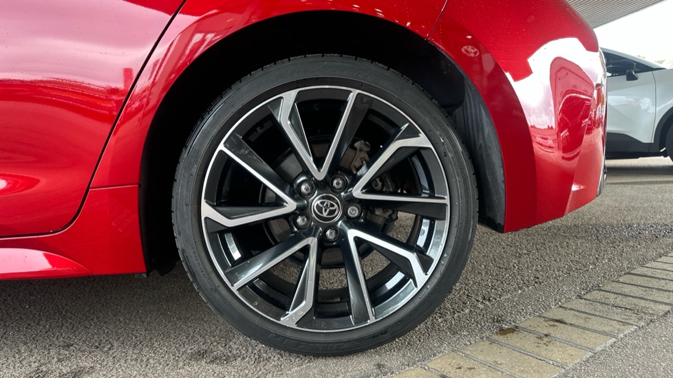 Toyota Corolla 2.0 Hybrid Excel 5dr CVT Hybrid Hatchback - Image 18
