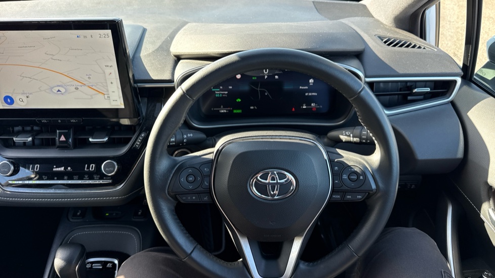 Toyota Corolla 1.8 Hybrid Design 5dr CVT Hybrid Hatchback - Image 7
