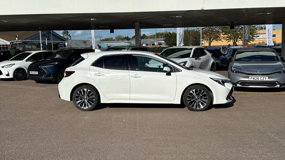 Toyota Corolla 1.8 Hybrid Design 5dr CVT Hybrid Hatchback - Image 23
