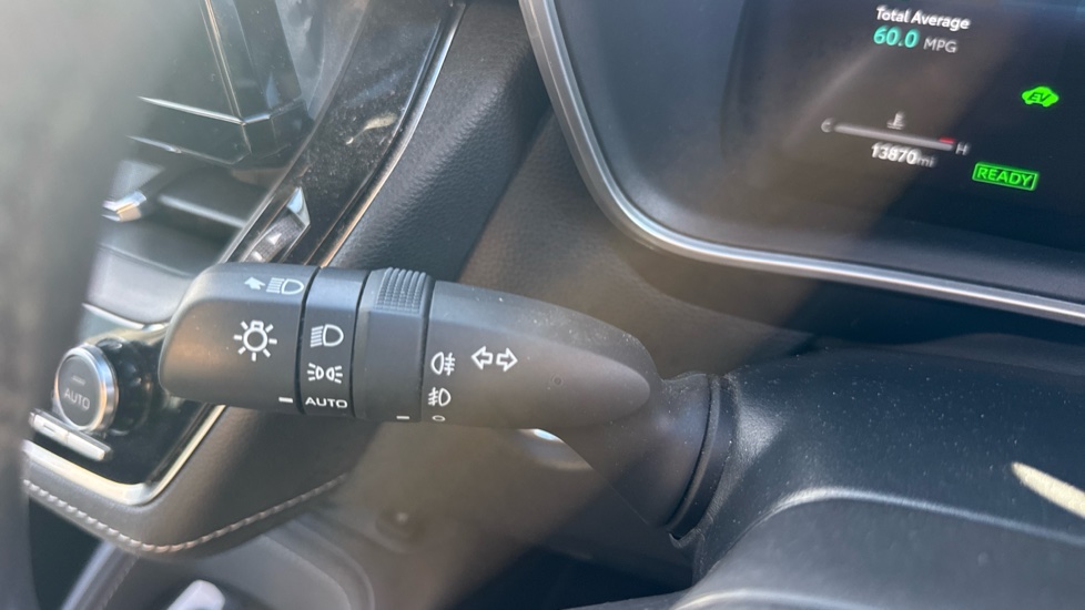 Toyota Corolla 1.8 Hybrid Design 5dr CVT Hybrid Hatchback - Image 32