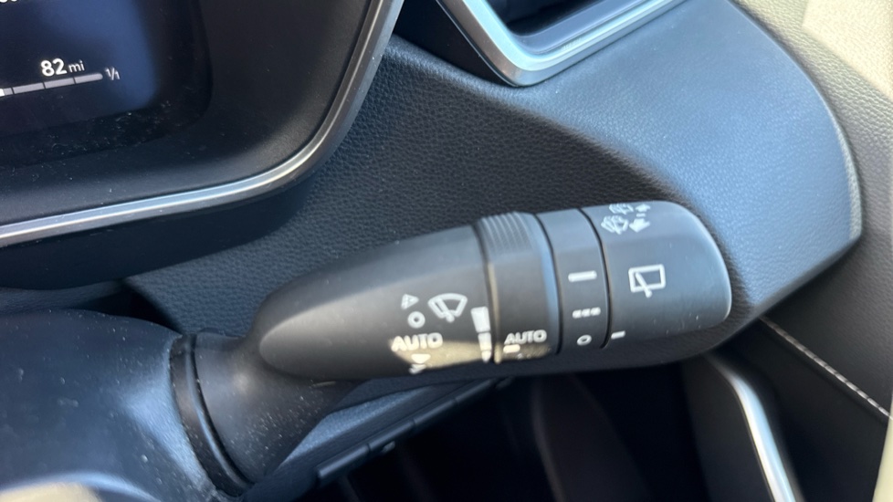 Toyota Corolla 1.8 Hybrid Design 5dr CVT Hybrid Hatchback - Image 33