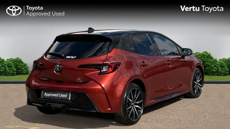 Toyota Corolla 2.0 Hybrid 178 GR Sport 5dr CVT Hybrid Hatchback - Image 2