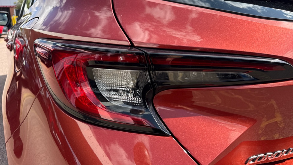 Toyota Corolla 2.0 Hybrid 178 GR Sport 5dr CVT Hybrid Hatchback - Image 21