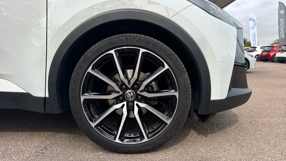 Toyota C-HR 2.0 Hybrid GR Sport 5dr CVT Hybrid Hatchback - Image 25