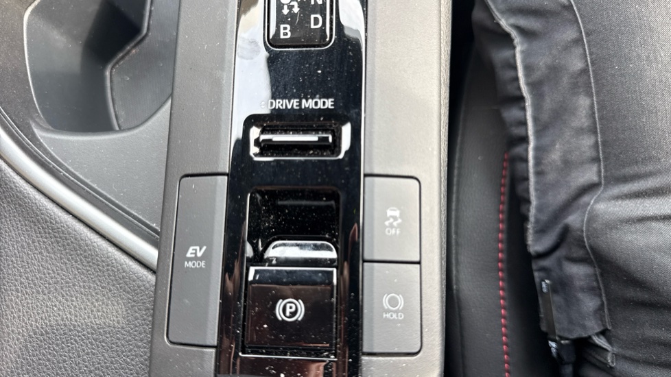 Toyota C-HR 2.0 Hybrid GR Sport 5dr CVT Hybrid Hatchback - Image 47