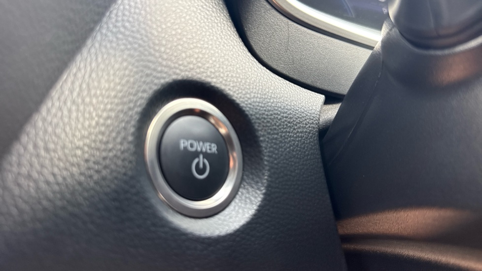 Toyota Corolla 1.8 Hybrid Excel 5dr CVT Hybrid Estate - Image 16