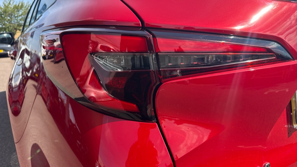 Toyota Corolla 1.8 Hybrid Excel 5dr CVT Hybrid Estate - Image 21
