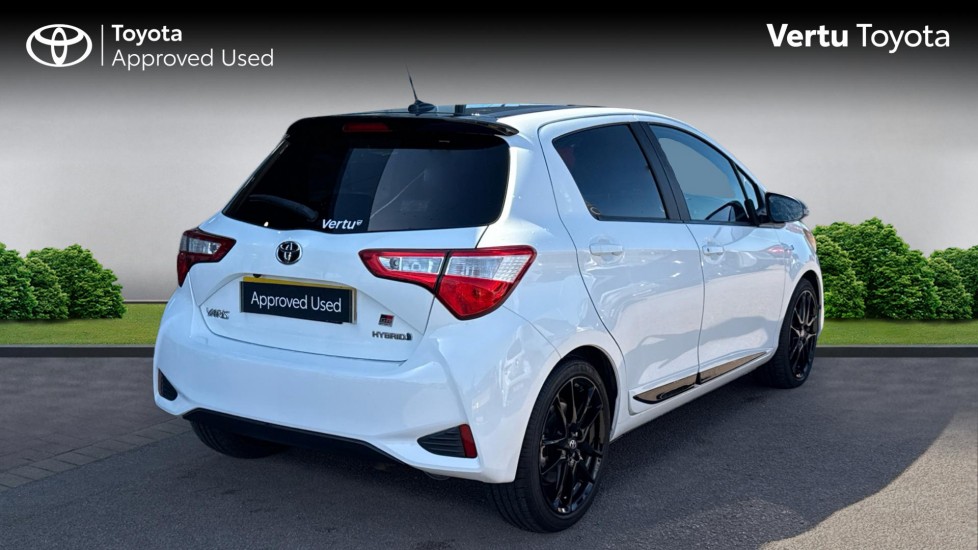 Toyota Yaris 1.5 Hybrid GR-Sport 5dr CVT Hybrid Hatchback - Image 2