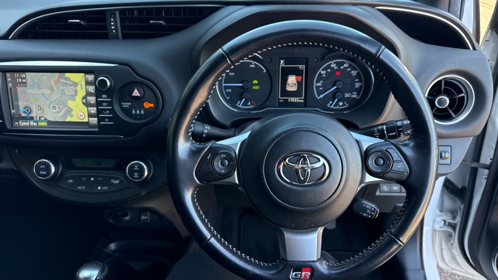 Toyota Yaris 1.5 Hybrid GR-Sport 5dr CVT Hybrid Hatchback - Image 7