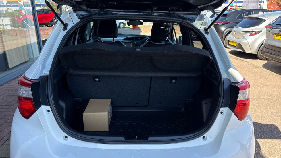 Toyota Yaris 1.5 Hybrid GR-Sport 5dr CVT Hybrid Hatchback - Image 13