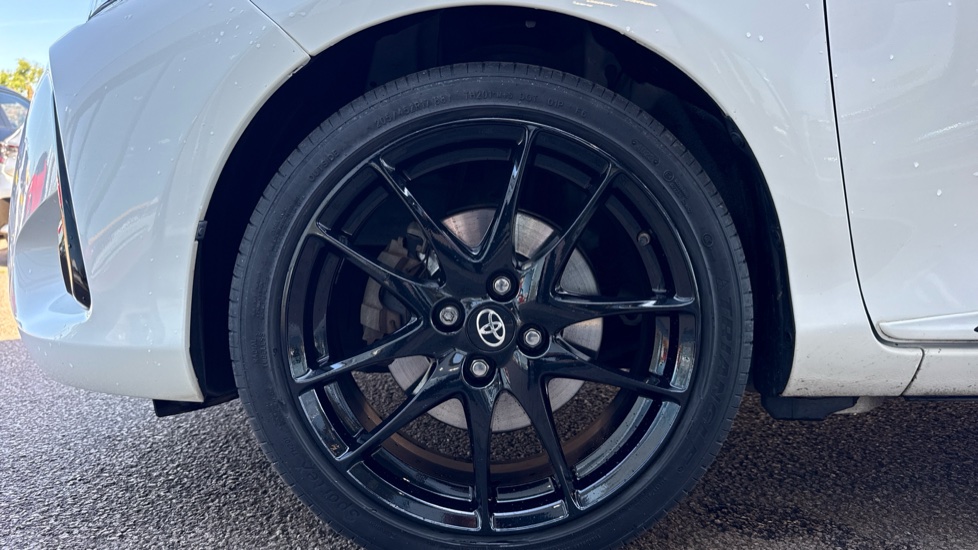 Toyota Yaris 1.5 Hybrid GR-Sport 5dr CVT Hybrid Hatchback - Image 25