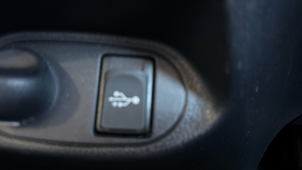 Toyota Yaris 1.5 Hybrid GR-Sport 5dr CVT Hybrid Hatchback - Image 39