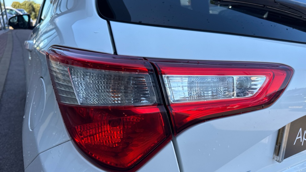 Toyota Yaris 1.5 Hybrid GR-Sport 5dr CVT Hybrid Hatchback - Image 42