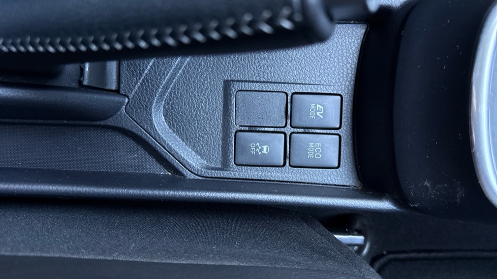 Toyota Yaris 1.5 Hybrid GR-Sport 5dr CVT Hybrid Hatchback - Image 54