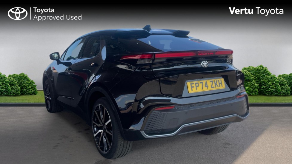 Toyota C-HR 2.0 PHEV GR Sport 5dr CVT Hatchback - Image 4