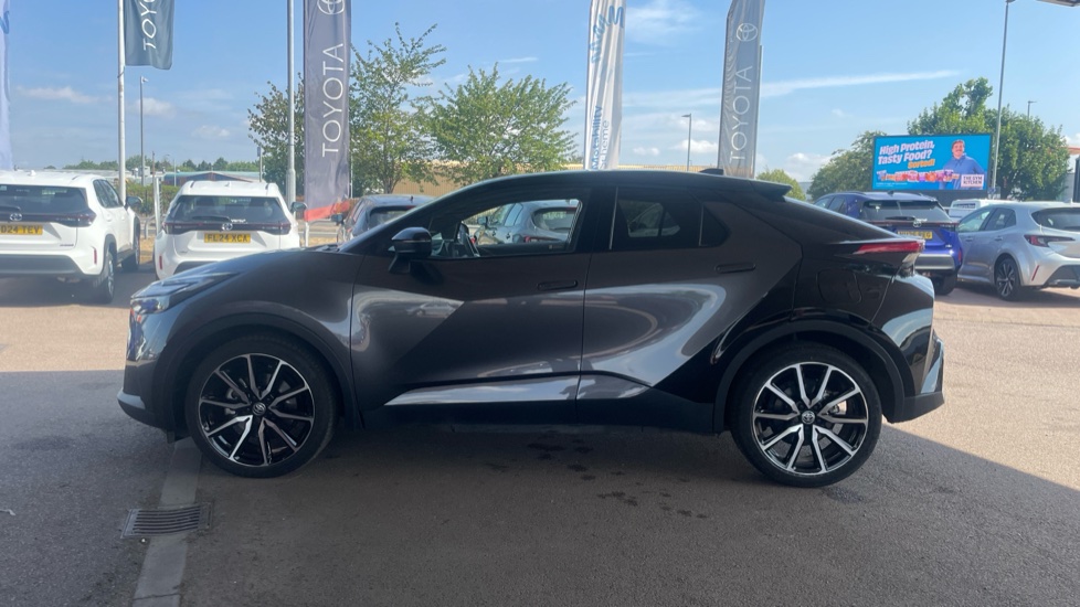 Toyota C-HR 2.0 PHEV GR Sport 5dr CVT Hatchback - Image 24