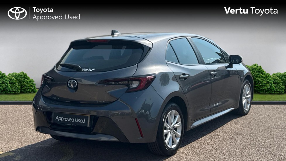 Toyota Corolla 2.0 Hybrid 178 Icon 5dr CVT Hybrid Hatchback - Image 2