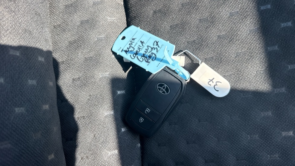 Toyota Corolla 2.0 Hybrid 178 Icon 5dr CVT Hybrid Hatchback - Image 28