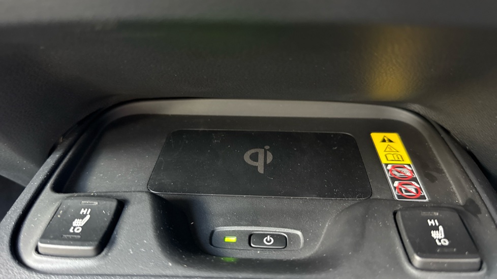 Toyota Corolla 2.0 Hybrid 178 Icon 5dr CVT Hybrid Hatchback - Image 38