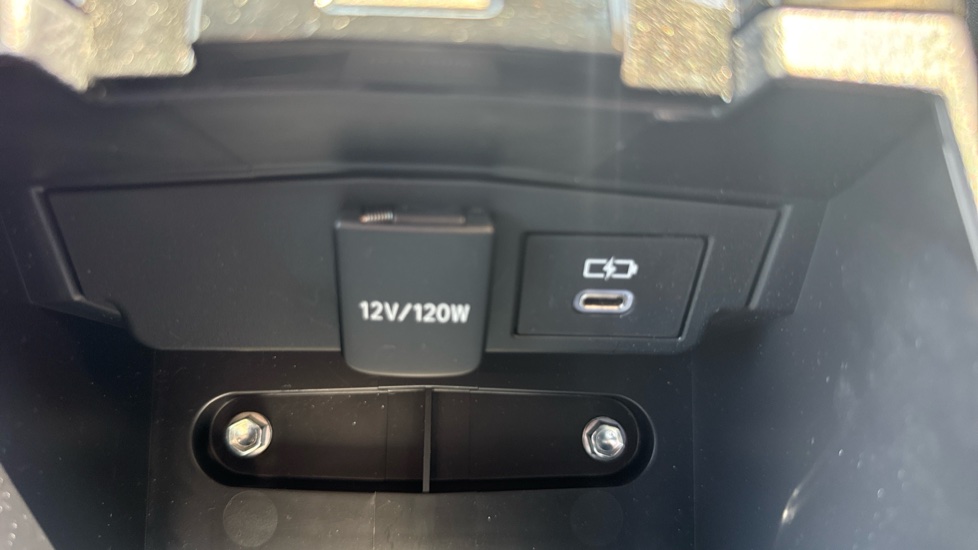 Toyota Corolla 2.0 Hybrid 178 Icon 5dr CVT Hybrid Hatchback - Image 39