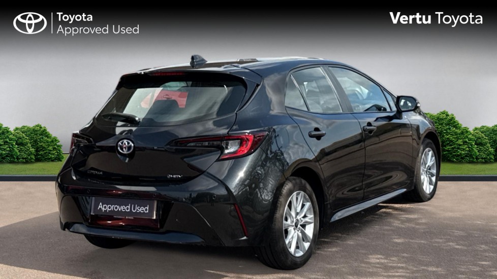 Toyota Corolla 2.0 Hybrid 178 Icon 5dr CVT Hybrid Hatchback - Image 2