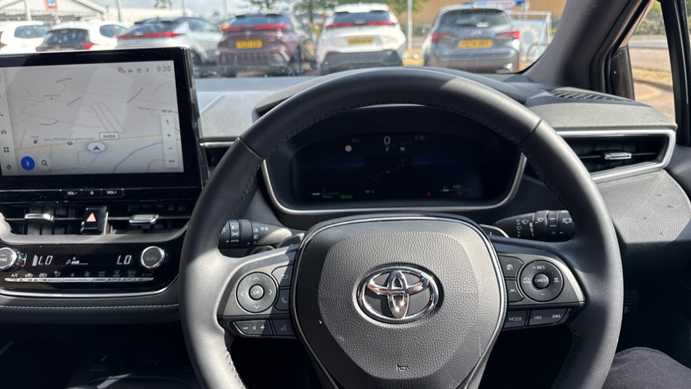 Toyota Corolla 2.0 Hybrid 178 Icon 5dr CVT Hybrid Hatchback - Image 10
