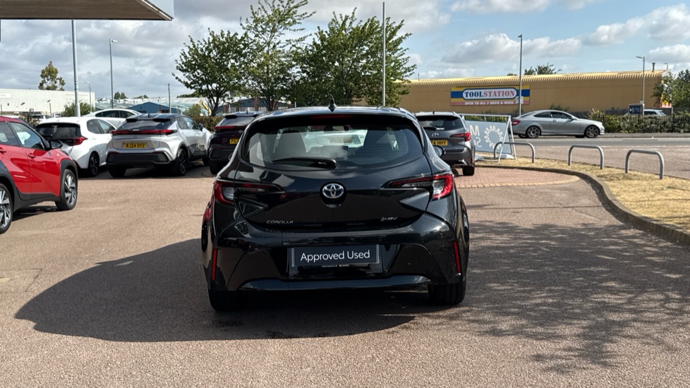Toyota Corolla 2.0 Hybrid 178 Icon 5dr CVT Hybrid Hatchback - Image 26