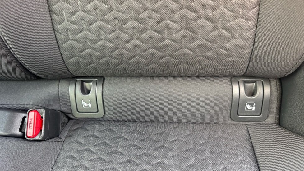 Toyota Yaris Cross 1.5 Hybrid Icon 5dr CVT Hybrid Estate - Image 14