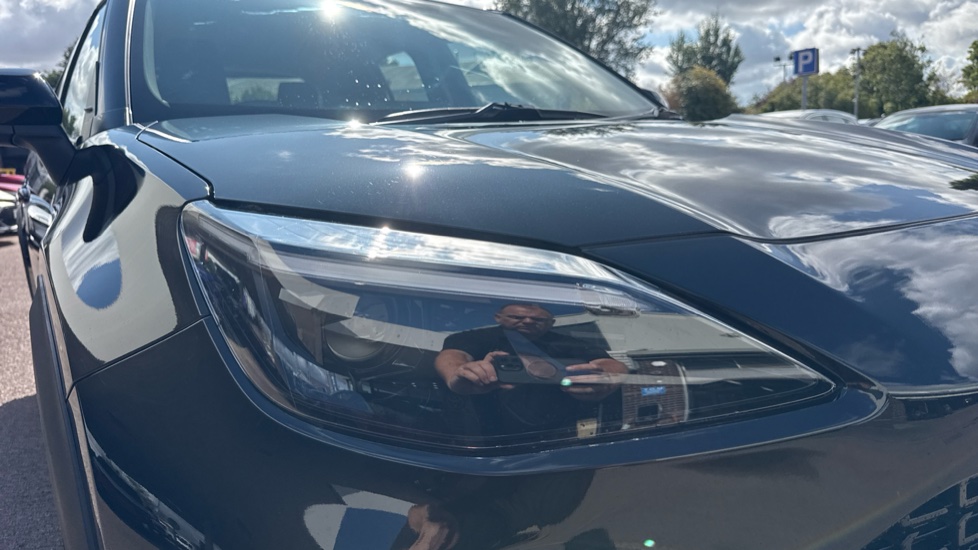 Toyota Yaris Cross 1.5 Hybrid Icon 5dr CVT Hybrid Estate - Image 20