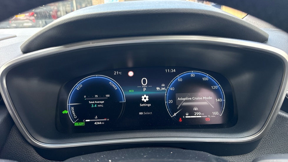 Toyota Corolla 1.8 Hybrid Design 5dr CVT Hybrid Hatchback - Image 11