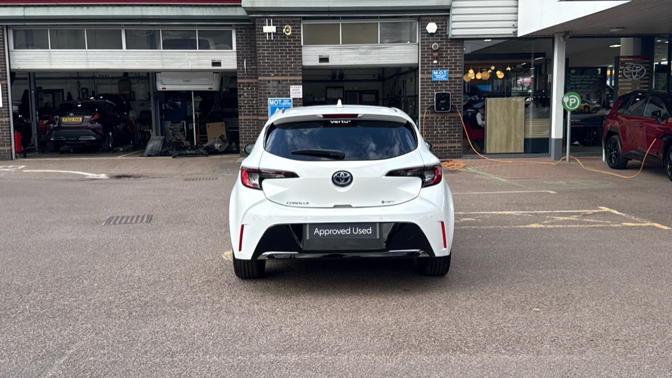 Toyota Corolla 1.8 Hybrid Design 5dr CVT Hybrid Hatchback - Image 26