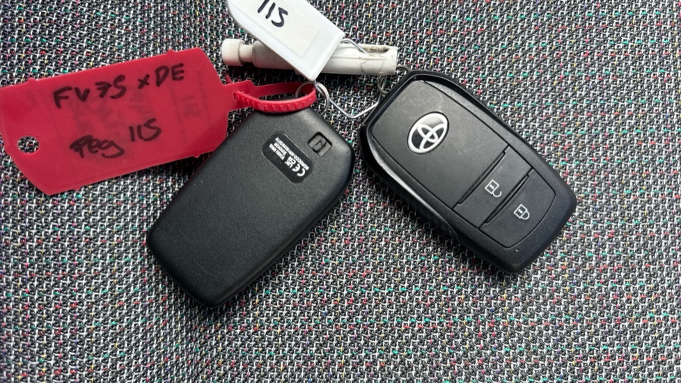 Toyota Corolla 1.8 Hybrid Design 5dr CVT Hybrid Hatchback - Image 28