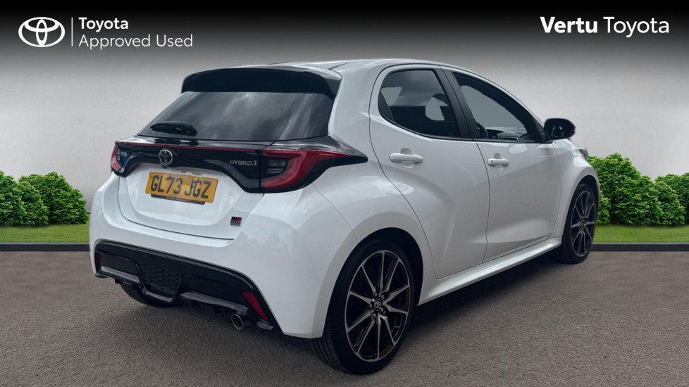 Toyota Yaris 1.5 Hybrid GR Sport 5dr CVT Hybrid Hatchback - Image 2