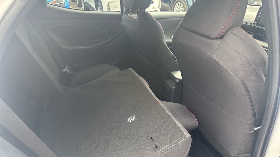 Toyota Yaris 1.5 Hybrid GR Sport 5dr CVT Hybrid Hatchback - Image 18