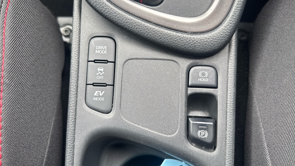 Toyota Yaris 1.5 Hybrid GR Sport 5dr CVT Hybrid Hatchback - Image 32