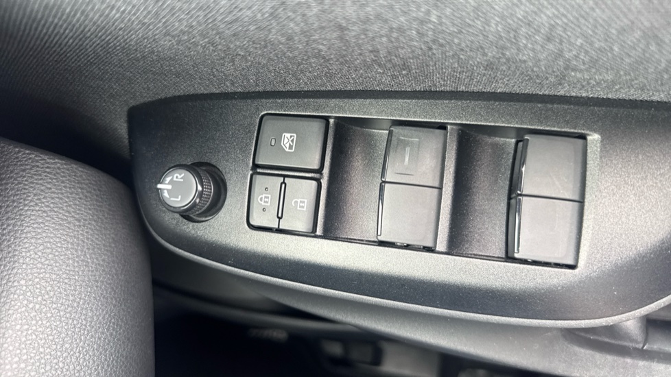 Toyota Yaris 1.5 Hybrid GR Sport 5dr CVT Hybrid Hatchback - Image 33
