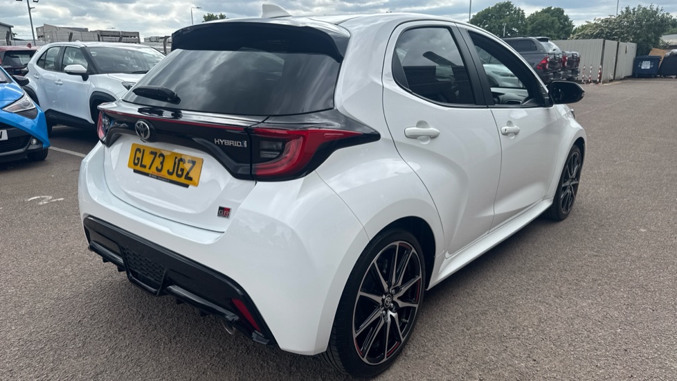 Toyota Yaris 1.5 Hybrid GR Sport 5dr CVT Hybrid Hatchback - Image 41