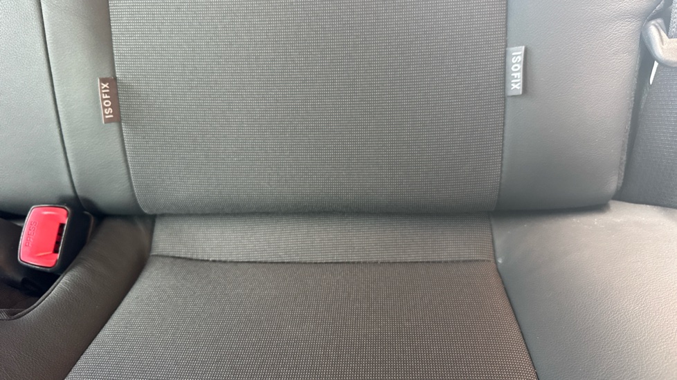 Toyota Yaris 1.5 Hybrid Excel TSS 5dr CVT Hybrid Hatchback - Image 14