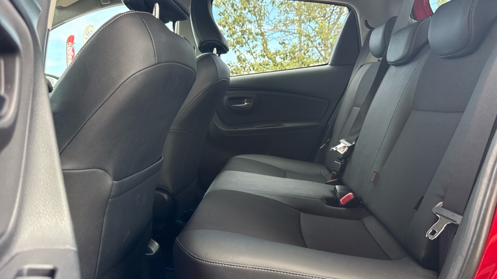 Toyota Yaris 1.5 Hybrid Excel TSS 5dr CVT Hybrid Hatchback - Image 15