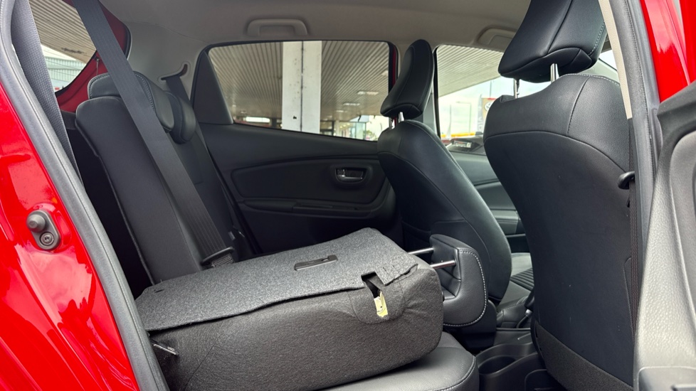 Toyota Yaris 1.5 Hybrid Excel TSS 5dr CVT Hybrid Hatchback - Image 18