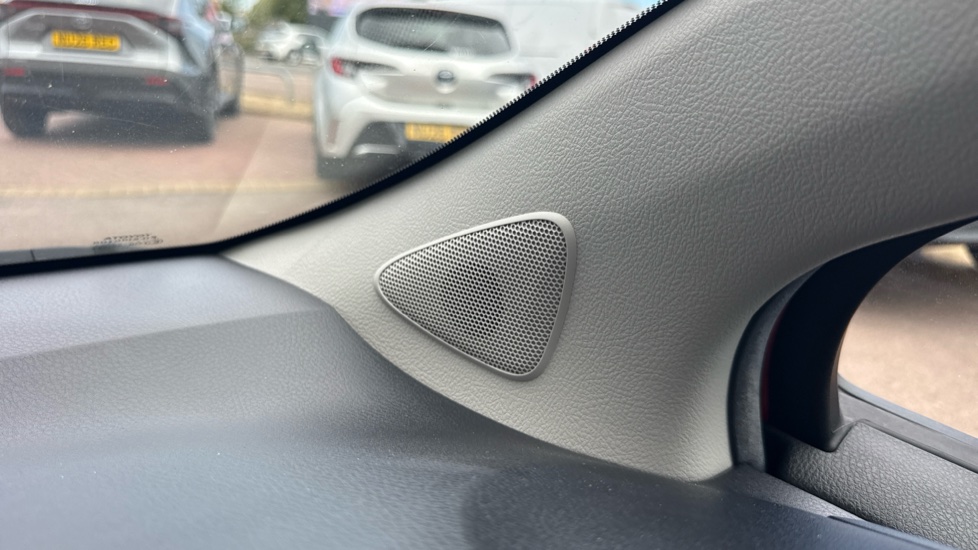 Toyota Yaris 1.5 Hybrid Excel TSS 5dr CVT Hybrid Hatchback - Image 39