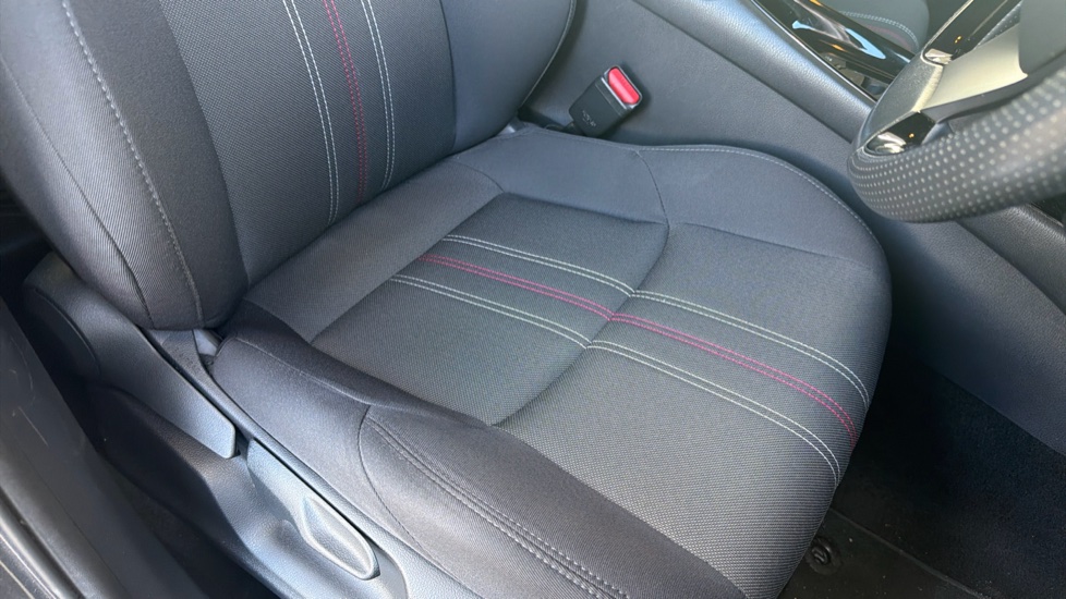 Toyota C-HR 1.8 Hybrid GR Sport 5dr CVT Hybrid Hatchback - Image 17